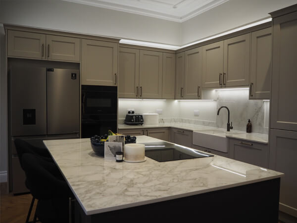 British shaker in highland stone