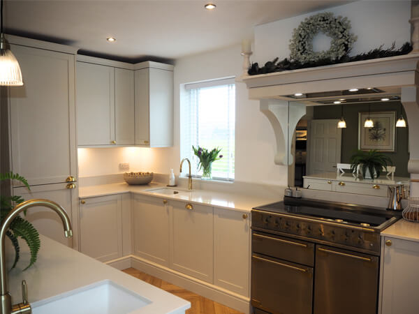 British Shaker in Kensington Scots Gray